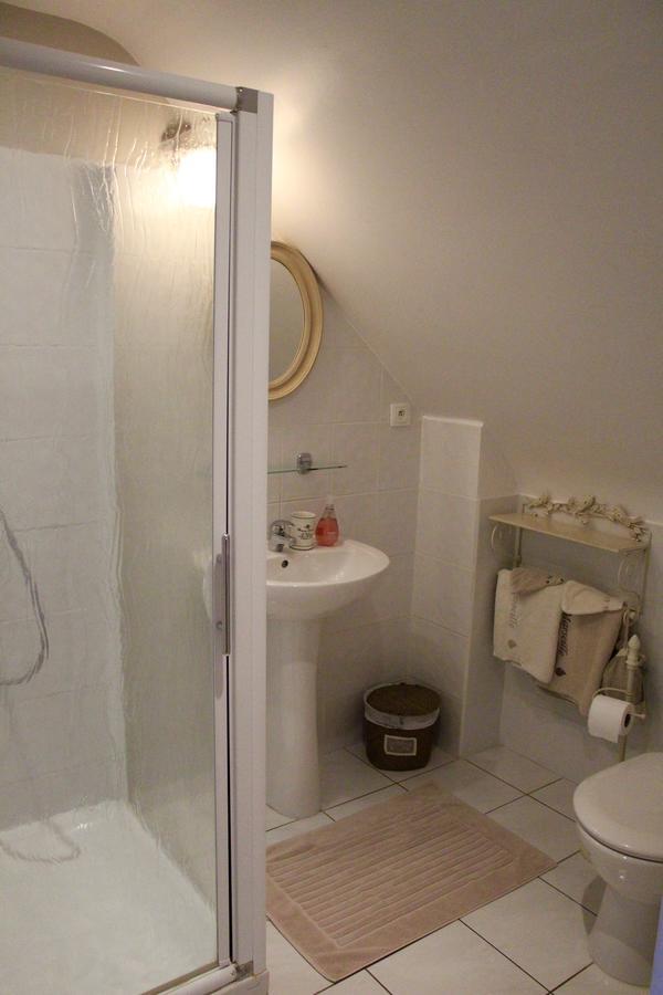 L'Ange Est Reveur Bed & Breakfast Ланже Екстериор снимка
