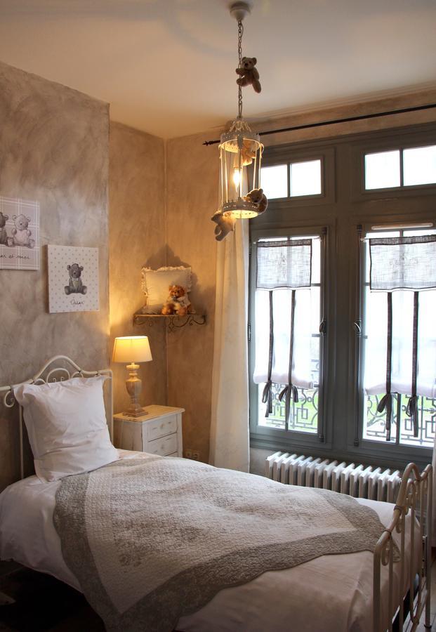 L'Ange Est Reveur Bed & Breakfast Ланже Екстериор снимка